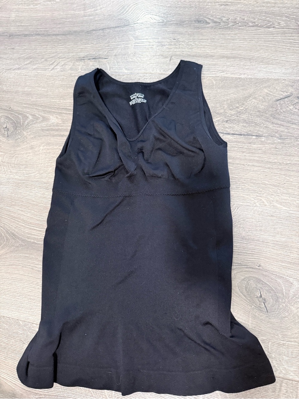 Seamless Black V-Neck Shaping Tank Top
